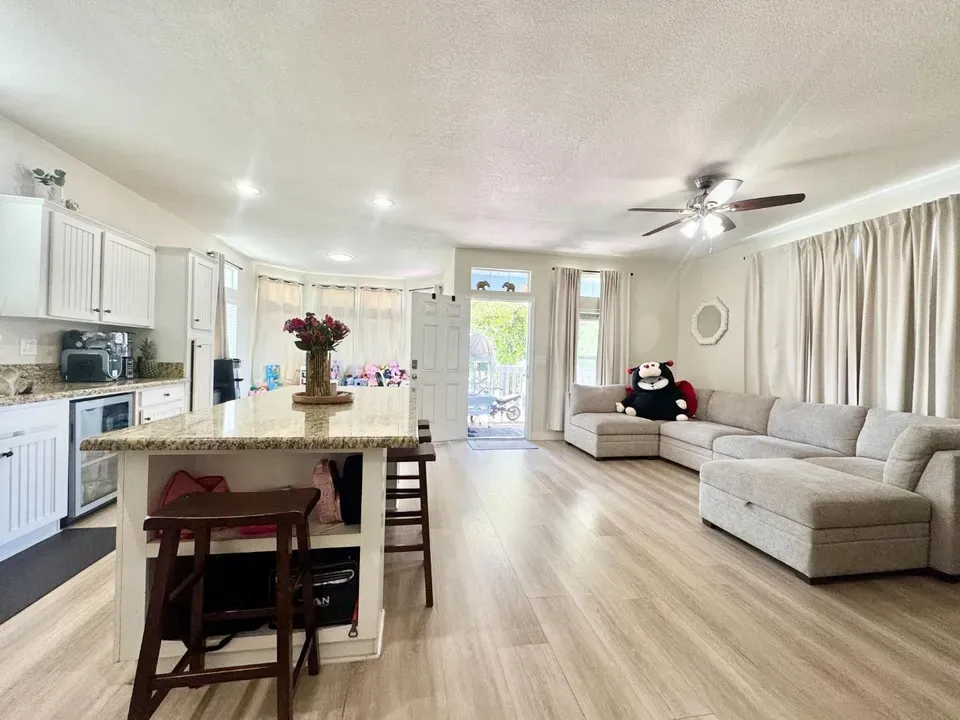 3 Bed 2 Bath Established Contemporary Home in San Jose, CA - 2