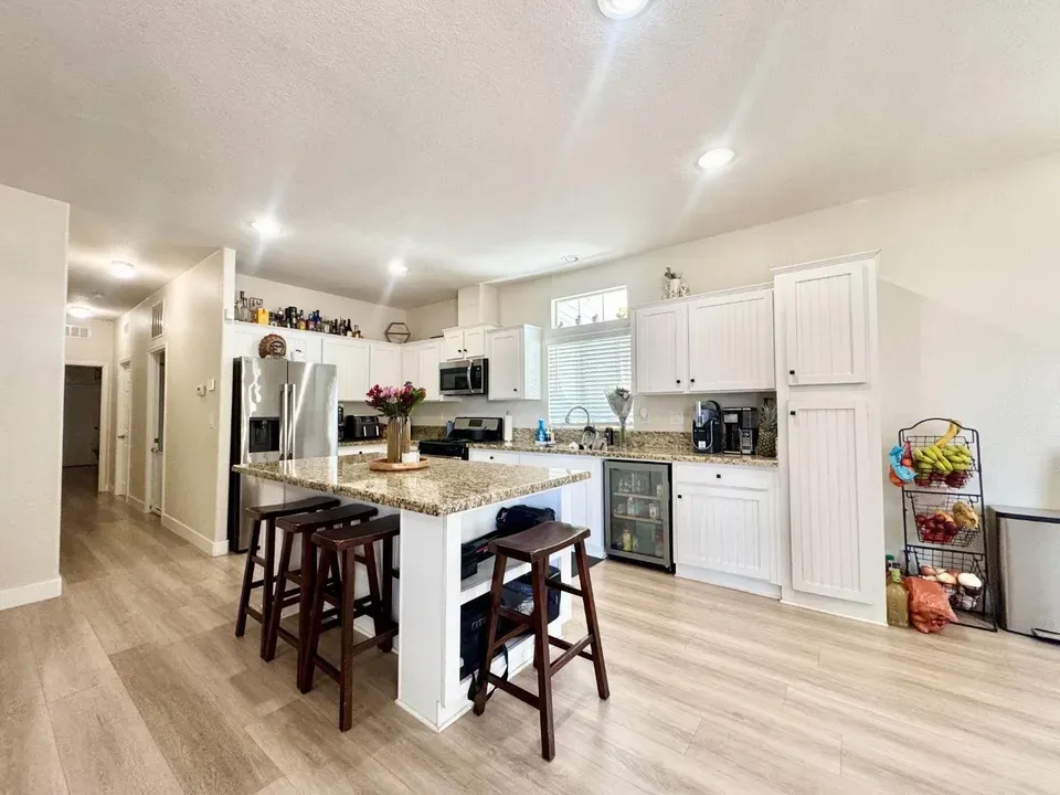 3 Bed 2 Bath Established Contemporary Home in San Jose, CA - 4