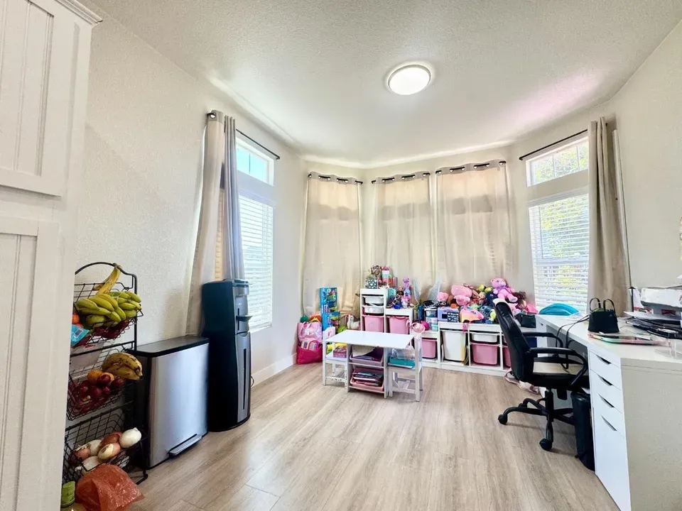 3 Bed 2 Bath Established Contemporary Home in San Jose, CA - 5