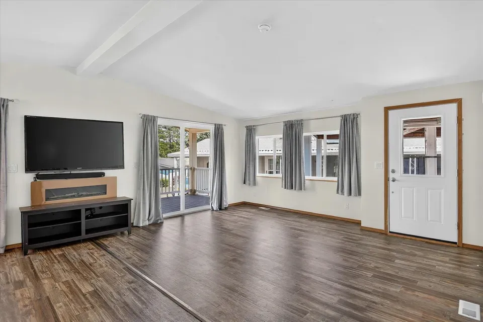 3 Bed 2 Bath Established Contemporary Home in Spokane, WA - 3