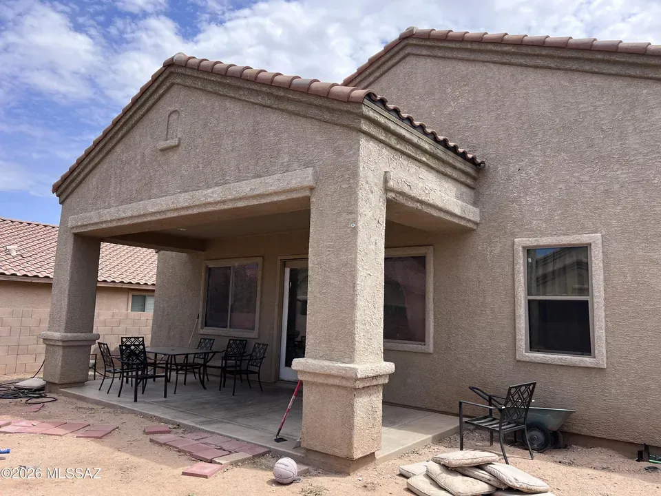 3 Bed 2 Bath Established Contemporary Home in Tucson, AZ - 5