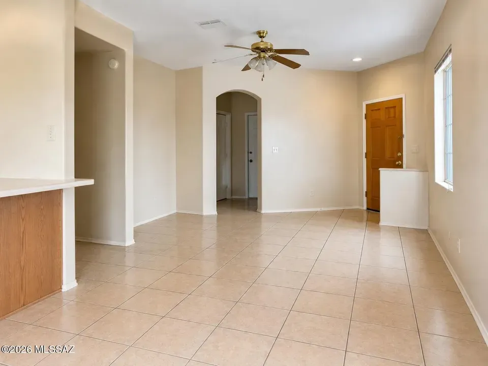 3 Bed 2 Bath Established Contemporary Home in Tucson, AZ - 3