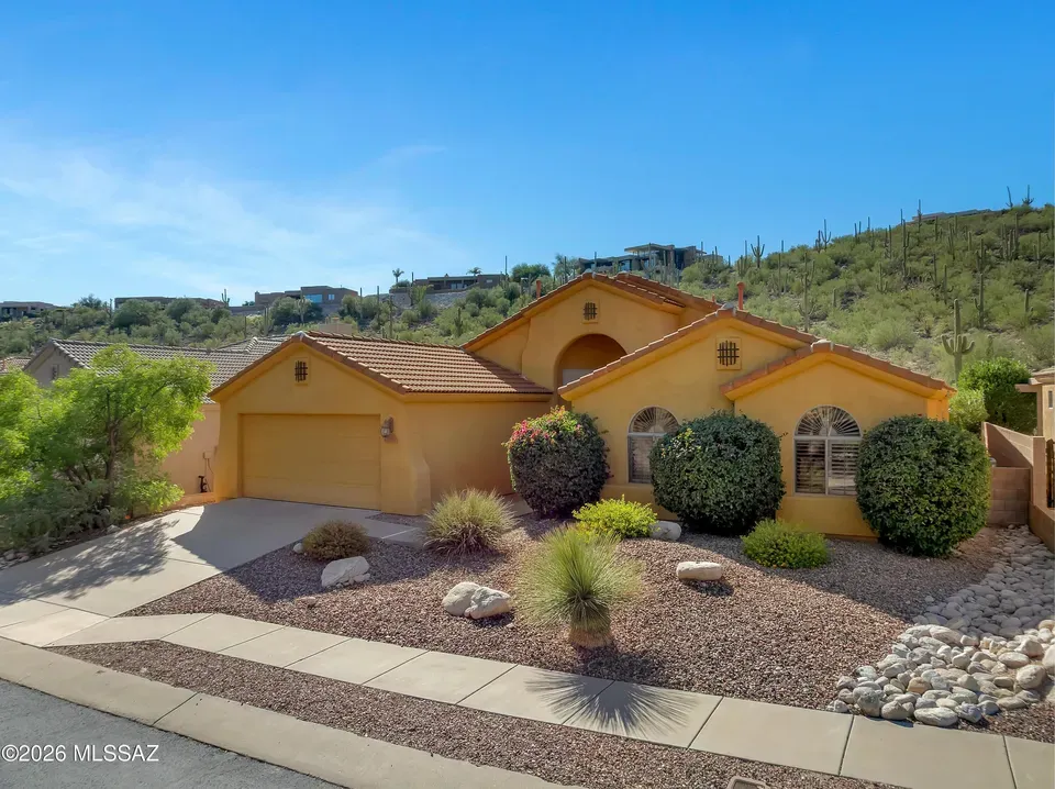3 Bed 2 Bath Established Contemporary Home in Tucson, AZ - 3