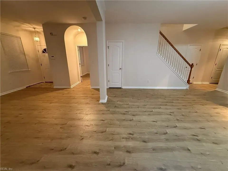 3 Bed 2 Bath Established Contemporary Home in Virginia Beach, VA - 2