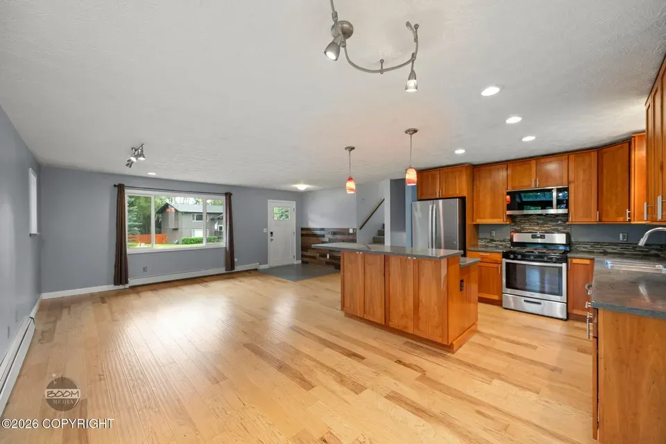 3 Bed 2 Bath Established Mid-Century Residence in Anchorage, AK - 1