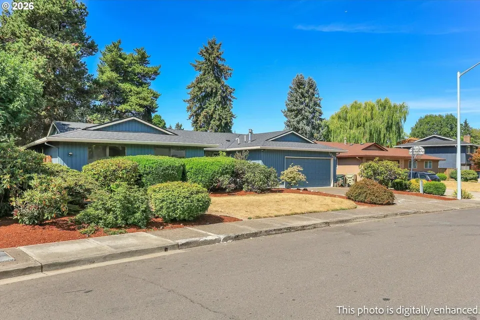 3 Bed 2 Bath Established Mid-Century Residence in Beaverton, OR - 1