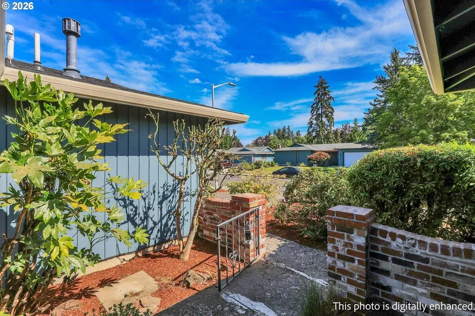 3 Bed 2 Bath Established Mid-Century Residence in Beaverton, OR - 5