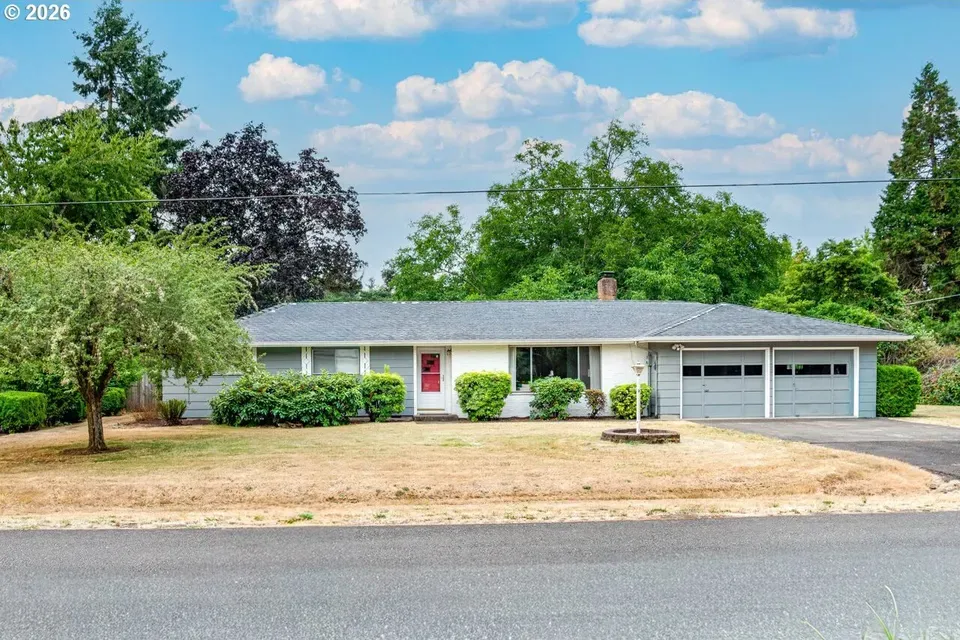 3 Bed 2 Bath Established Mid-Century Residence in Corvallis, OR - 1