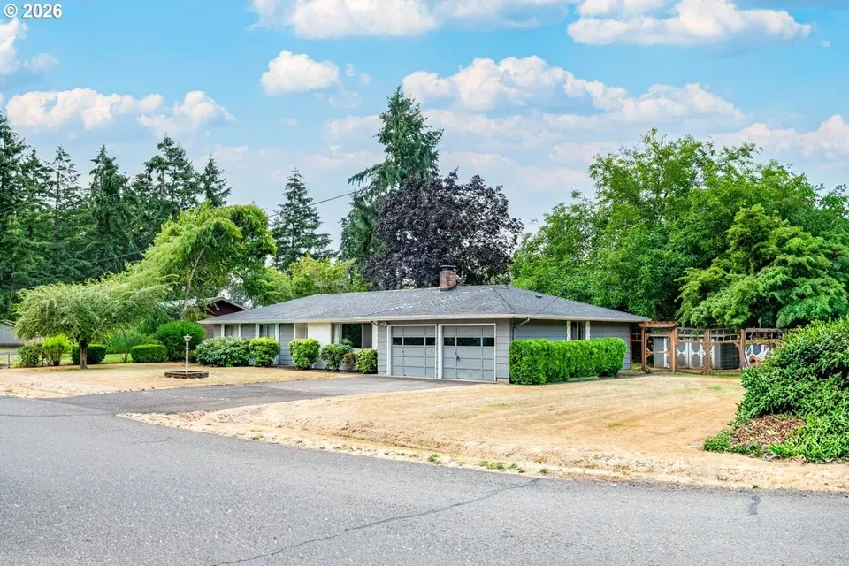 3 Bed 2 Bath Established Mid-Century Residence in Corvallis, OR - 3