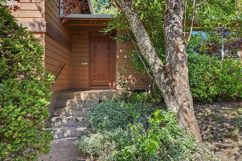 3 Bed 2 Bath Established Mid-Century Residence in Corvallis, OR - 2