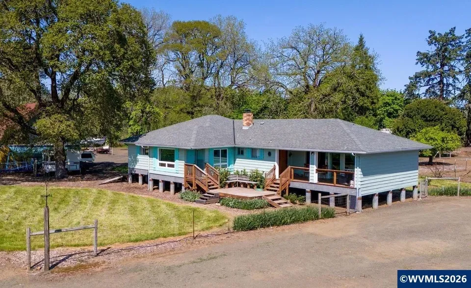 3 Bed 2 Bath Established Mid-Century Residence in Corvallis, OR - 2