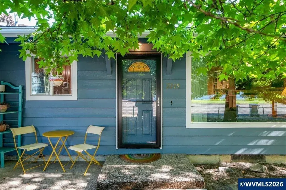3 Bed 2 Bath Established Mid-Century Residence in Corvallis, OR - 3