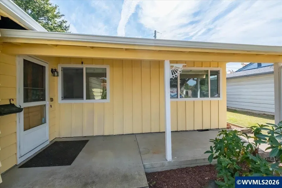 3 Bed 2 Bath Established Mid-Century Residence in Corvallis, OR - 4