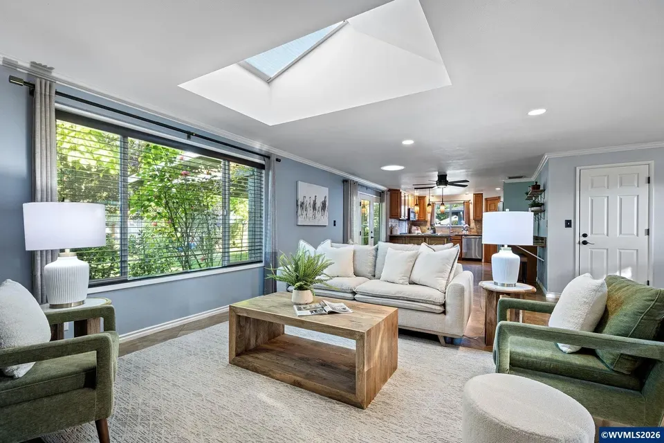 3 Bed 2 Bath Established Mid-Century Residence in Corvallis, OR - 4