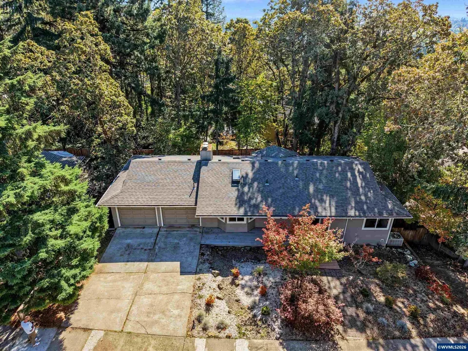 3 Bed 2 Bath Established Mid-Century Residence in Corvallis, OR - 1