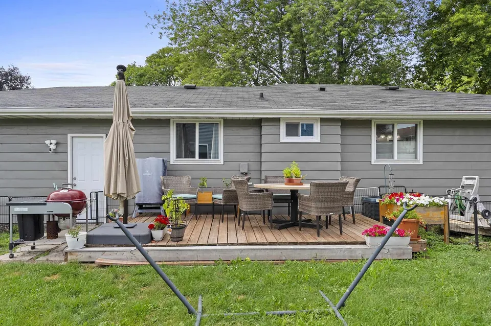 3 Bed 2 Bath Established Mid-Century Residence in Green Bay, WI - 5