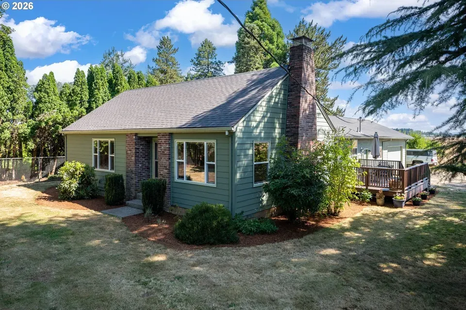 3 Bed 2 Bath Established Mid-Century Residence in Hillsboro, OR - 1