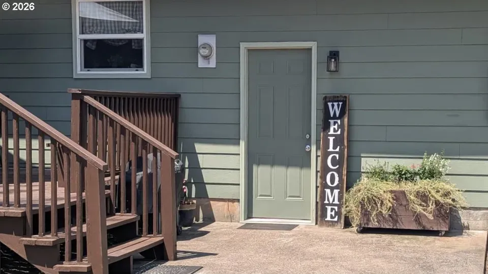 3 Bed 2 Bath Established Mid-Century Residence in Hillsboro, OR - 4