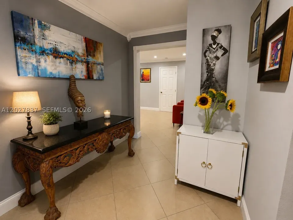 3 Bed 2 Bath Established Mid-Century Residence in Hollywood, FL - 2