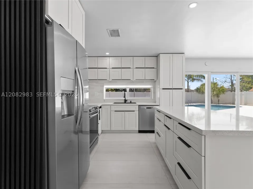 3 Bed 2 Bath Established Mid-Century Residence in Hollywood, FL - 5