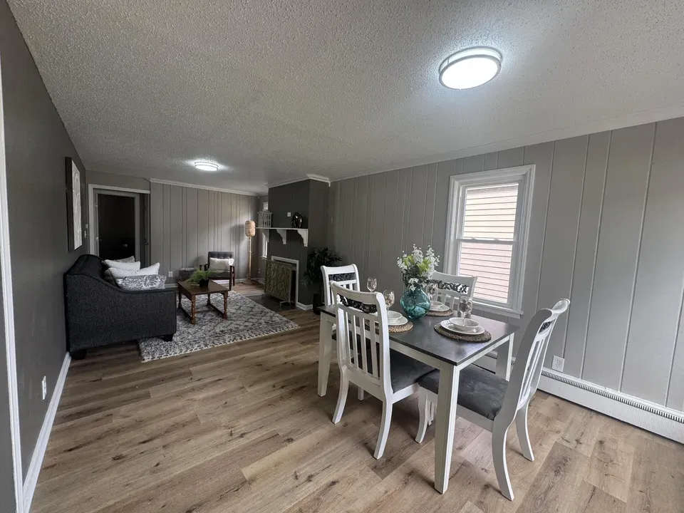 3 Bed 2 Bath Established Mid-Century Residence in Kenosha, WI - 4