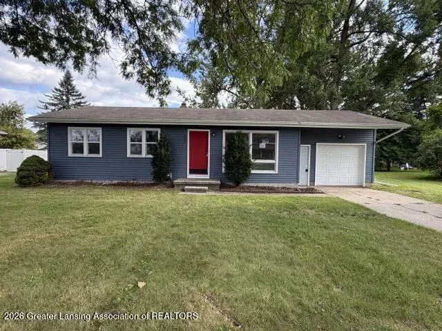3 Bed 2 Bath Established Mid-Century Residence in Lansing, MI - 1