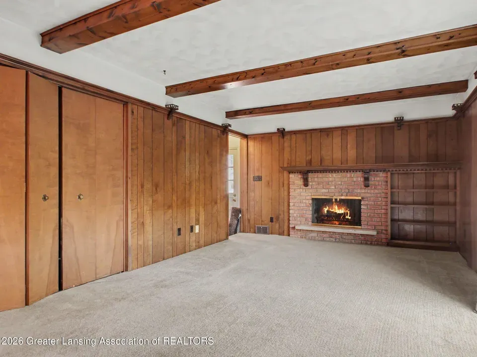 3 Bed 2 Bath Established Mid-Century Residence in Lansing, MI - 4