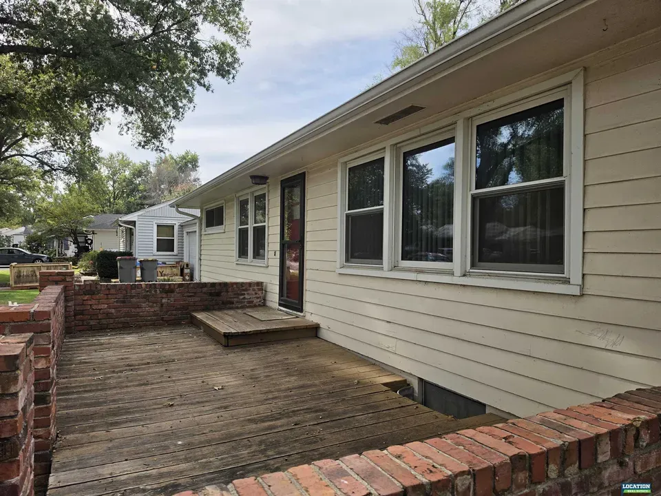 3 Bed 2 Bath Established Mid-Century Residence in Lincoln, NE - 5
