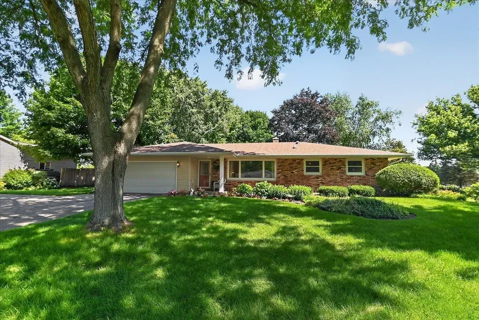 3 Bed 2 Bath Established Mid-Century Residence in Madison, WI