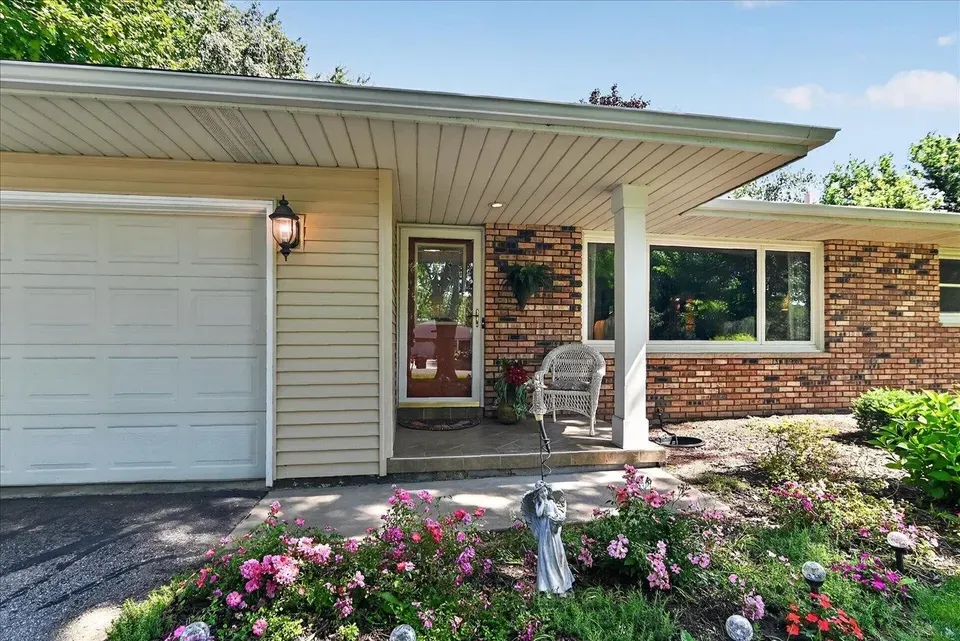 3 Bed 2 Bath Established Mid-Century Residence in Madison, WI - 4