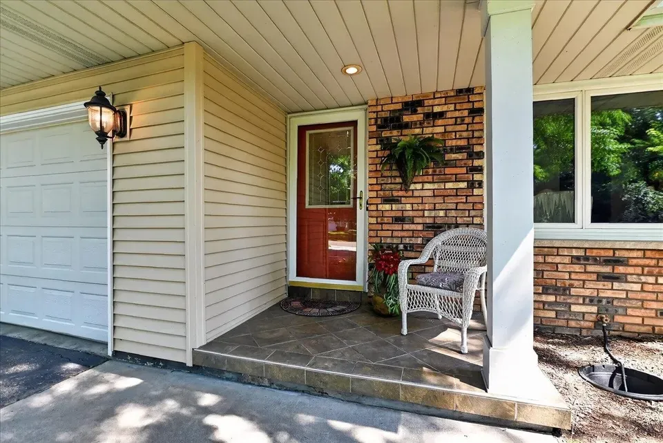 3 Bed 2 Bath Established Mid-Century Residence in Madison, WI - 5