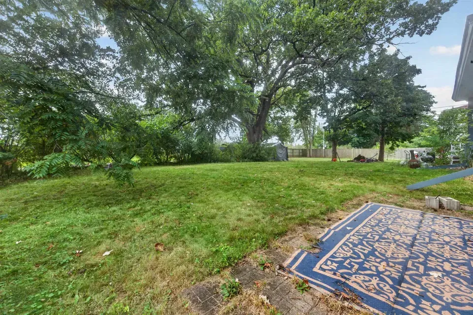3 Bed 2 Bath Established Mid-Century Residence in Madison, WI - 3