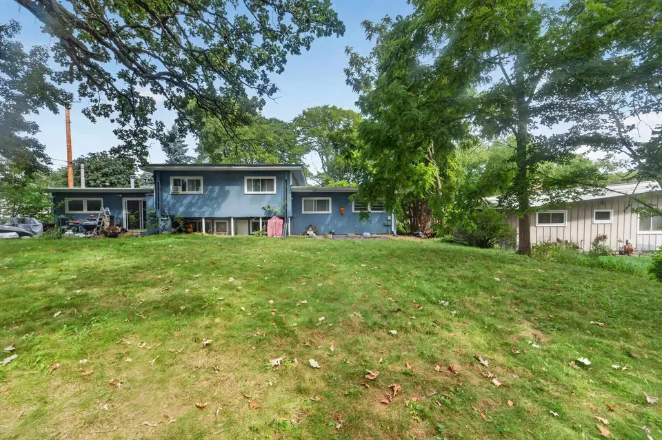 3 Bed 2 Bath Established Mid-Century Residence in Madison, WI - 4