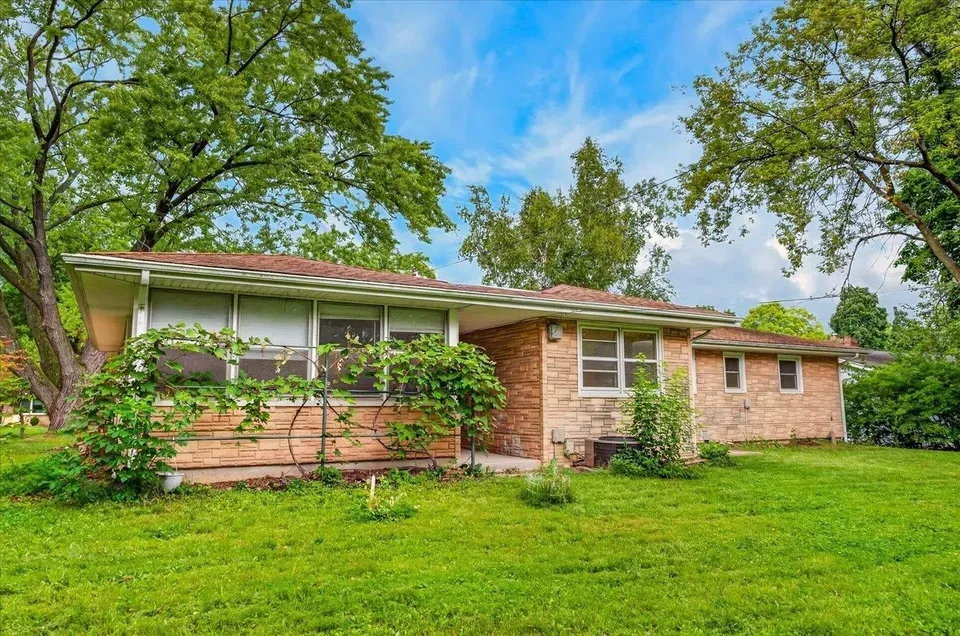 3 Bed 2 Bath Established Mid-Century Residence in Madison, WI - 4
