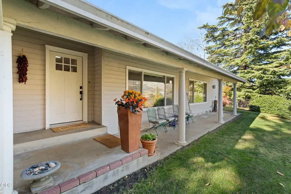 3 Bed 2 Bath Established Mid-Century Residence in Medford, OR - 5