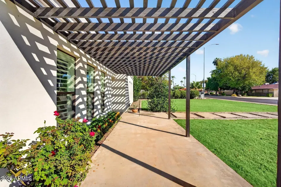 3 Bed 2 Bath Established Mid-Century Residence in Mesa, AZ - 3