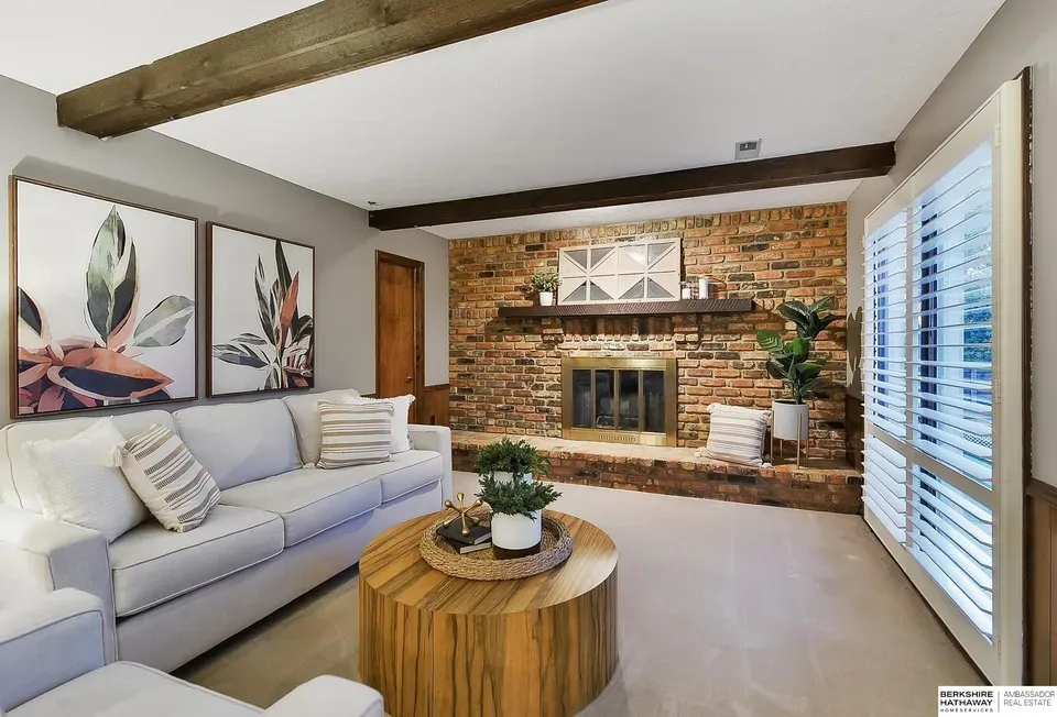 3 Bed 2 Bath Established Mid-Century Residence in Omaha, NE - 3