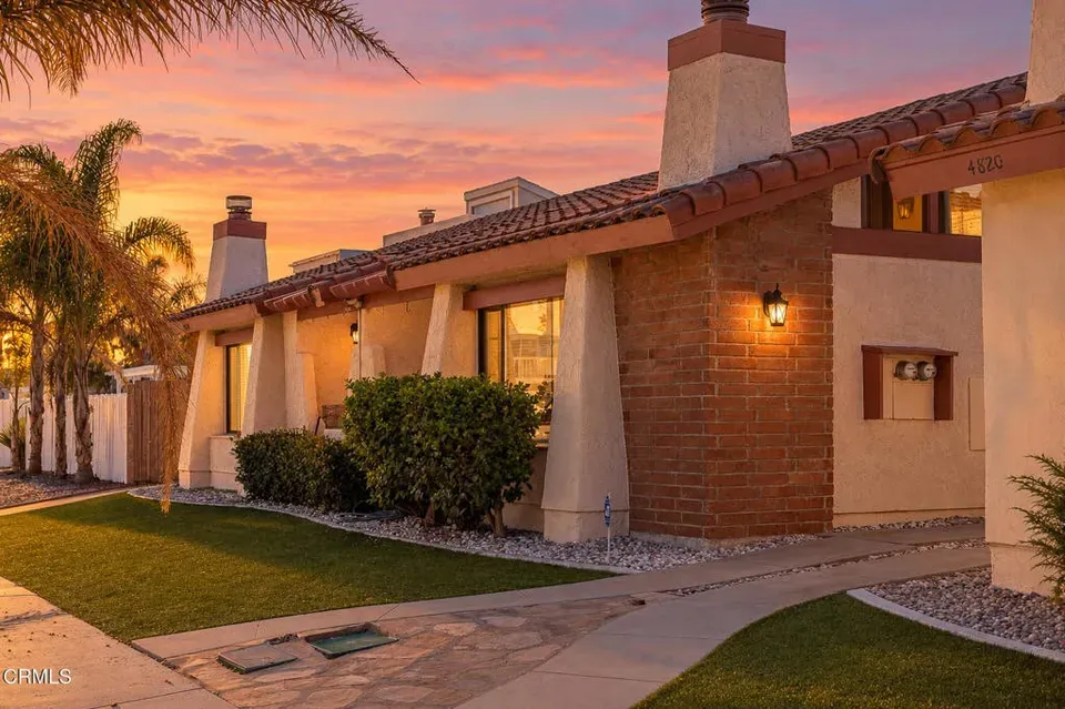 3 Bed 2 Bath Established Mid-Century Residence in Oxnard, CA