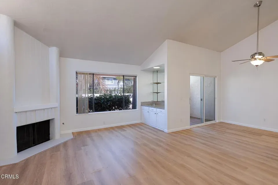 3 Bed 2 Bath Established Mid-Century Residence in Oxnard, CA - 2