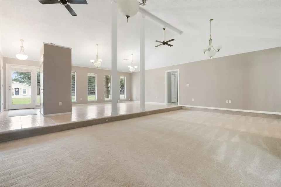 3 Bed 2 Bath Established Mid-Century Residence in Pearland, TX - 5