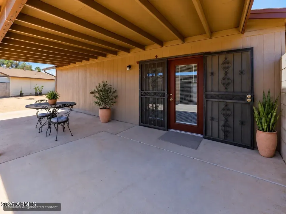 3 Bed 2 Bath Established Mid-Century Residence in Phoenix, AZ - 1