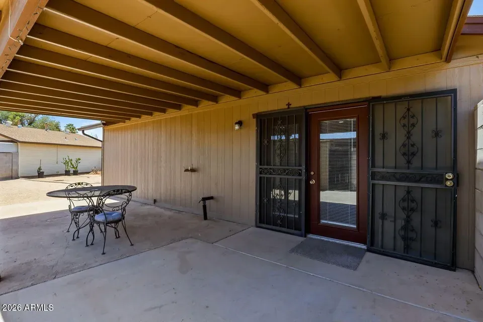 3 Bed 2 Bath Established Mid-Century Residence in Phoenix, AZ - 2
