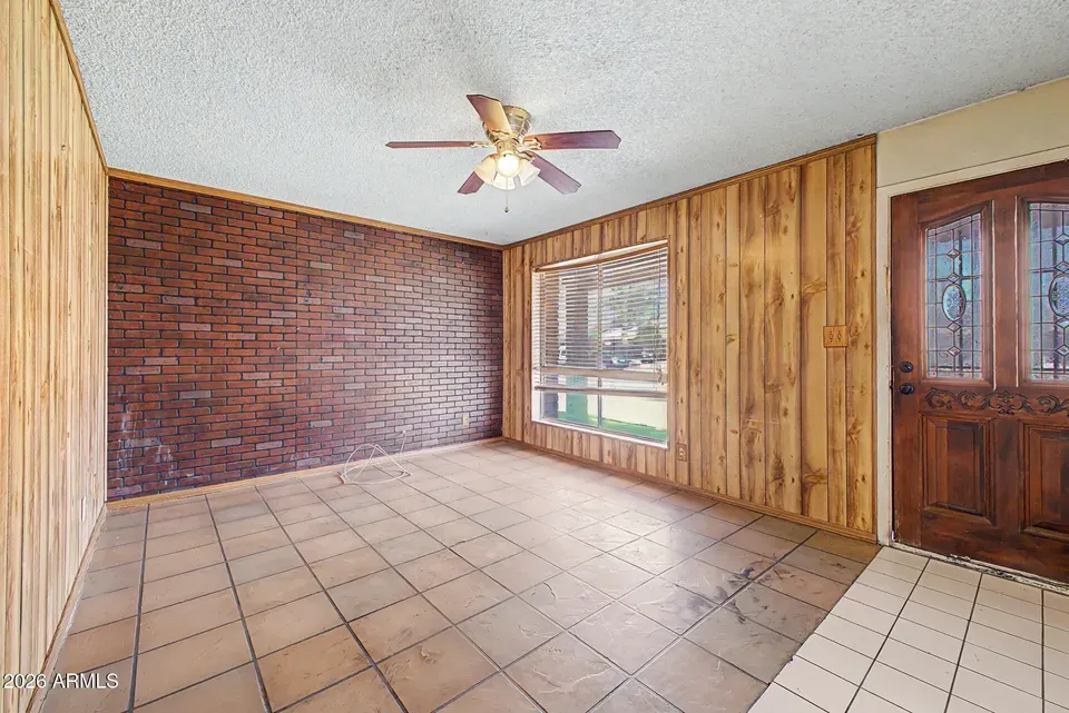 3 Bed 2 Bath Established Mid-Century Residence in Phoenix, AZ - 4