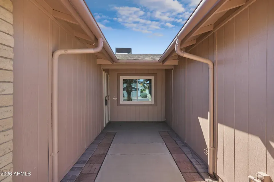 3 Bed 2 Bath Established Mid-Century Residence in Phoenix, AZ - 4