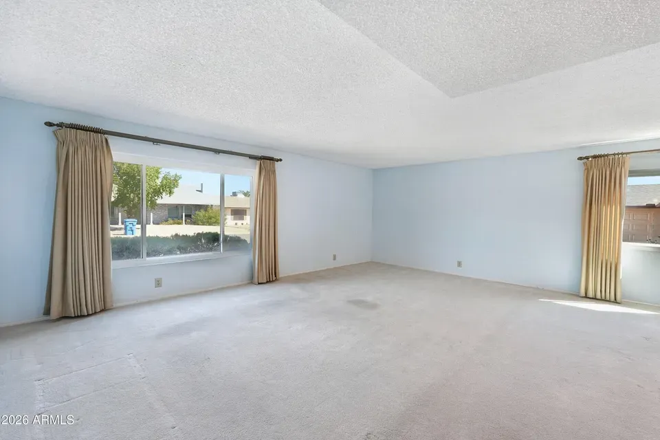 3 Bed 2 Bath Established Mid-Century Residence in Phoenix, AZ - 5