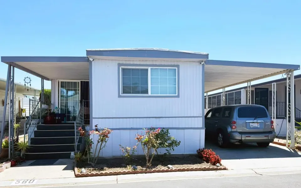 3 Bed 2 Bath Established Mid-Century Residence in San Jose, CA - 1