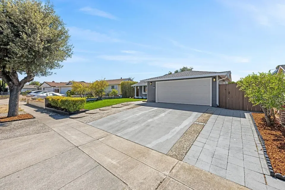 3 Bed 2 Bath Established Mid-Century Residence in San Jose, CA - 3