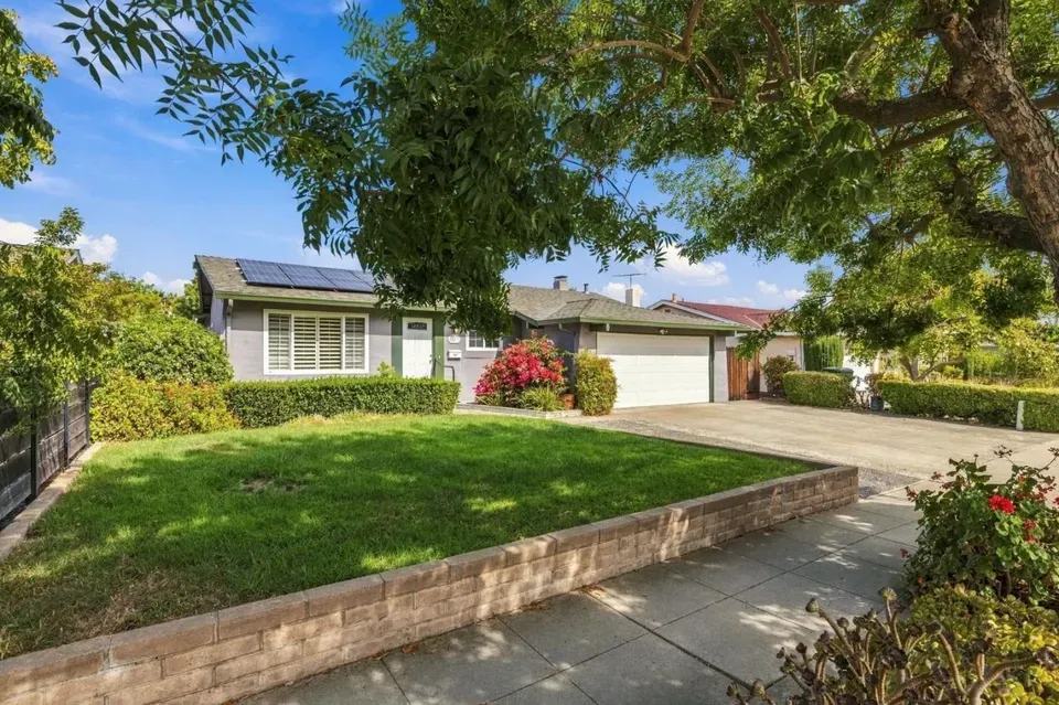 3 Bed 2 Bath Established Mid-Century Residence in San Jose, CA - 1