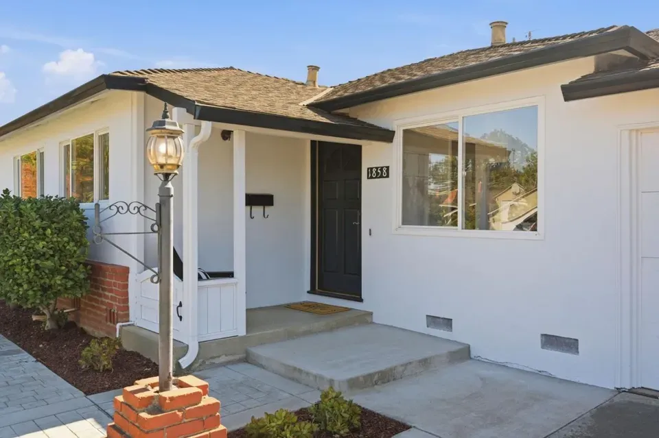 3 Bed 2 Bath Established Mid-Century Residence in San Jose, CA - 3