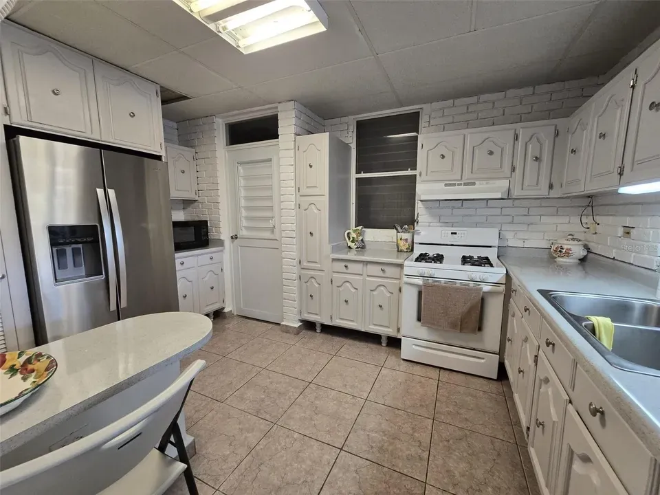 3 Bed 2 Bath Established Mid-Century Residence in San Juan, PR - 4